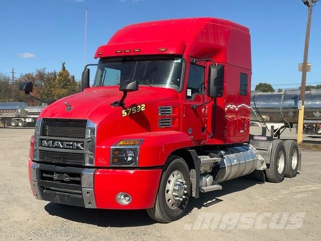 Mack AN64T Tractor Units