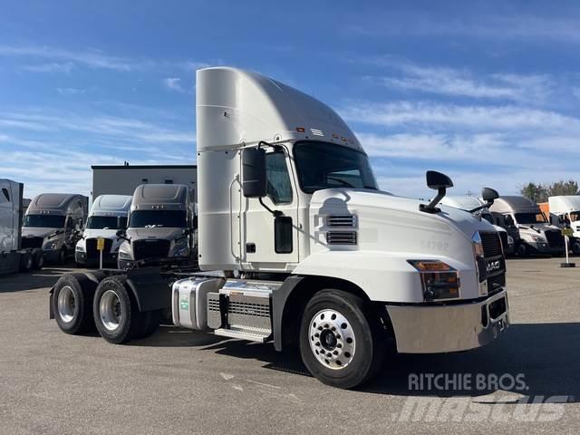 Mack Anthem Tractor Units