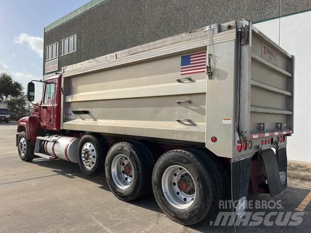 Mack CHU613 Tipper trucks