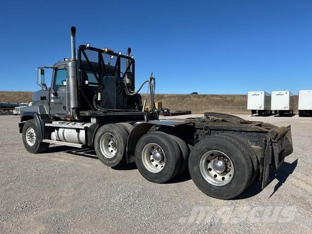 Mack CL713 Tractor Units
