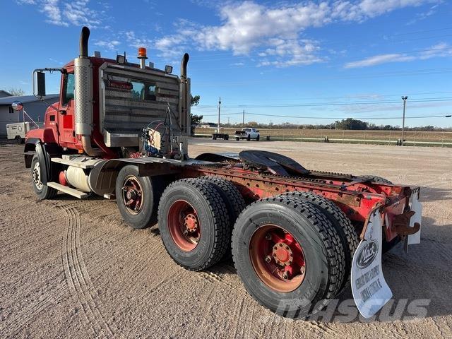 Mack CL733 Tractor Units