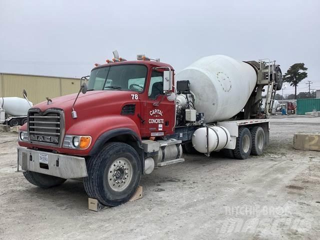 Mack CV513 Other trucks