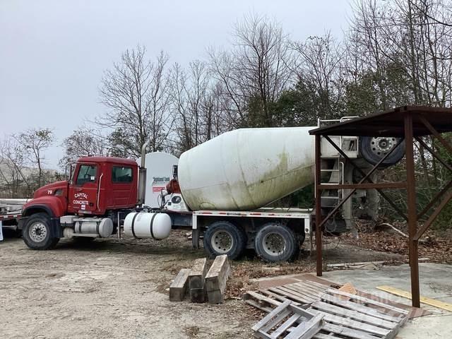 Mack CV513 Other trucks