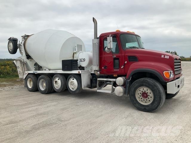 Mack CV513 Other trucks