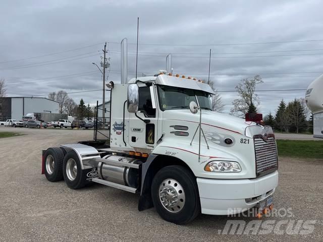 Mack CXN613 Tractor Units