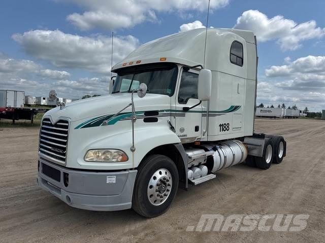 Mack CXU613 Tractor Units