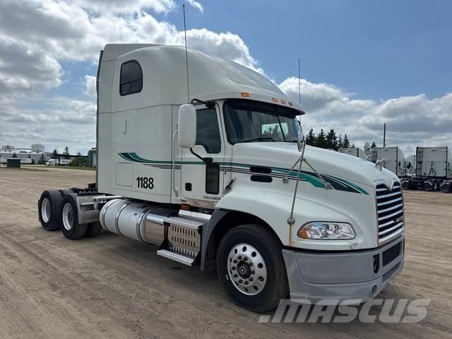 Mack CXU613 Tractor Units