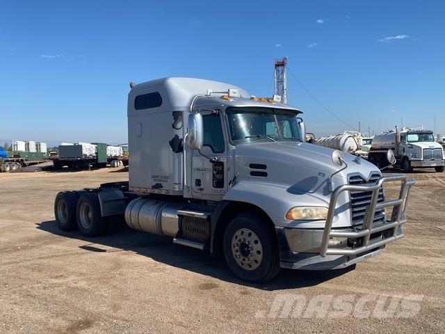 Mack CXU613 Tractor Units