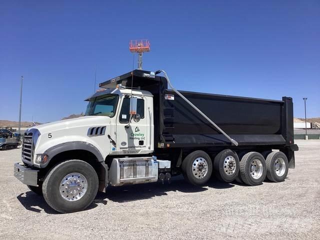Mack GR104F Tipper trucks