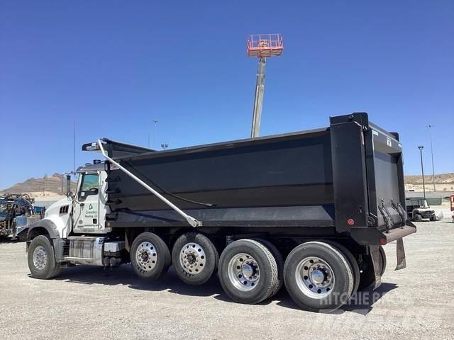 Mack GR104F Tipper trucks