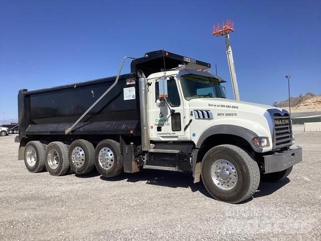 Mack GR104F Tipper trucks