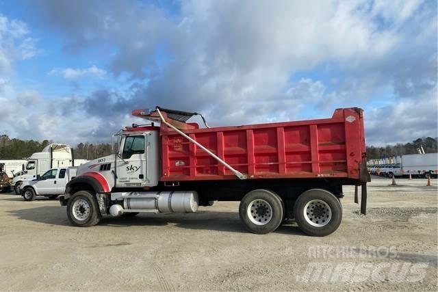 Mack GU713 Tipper trucks