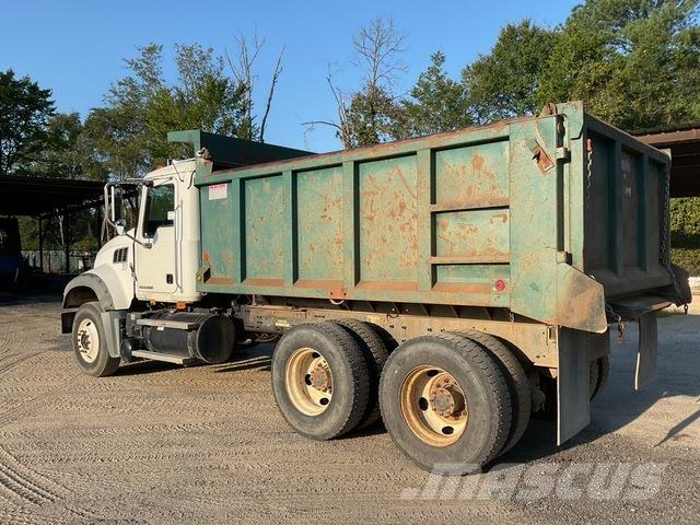 Mack GU713 Tipper trucks