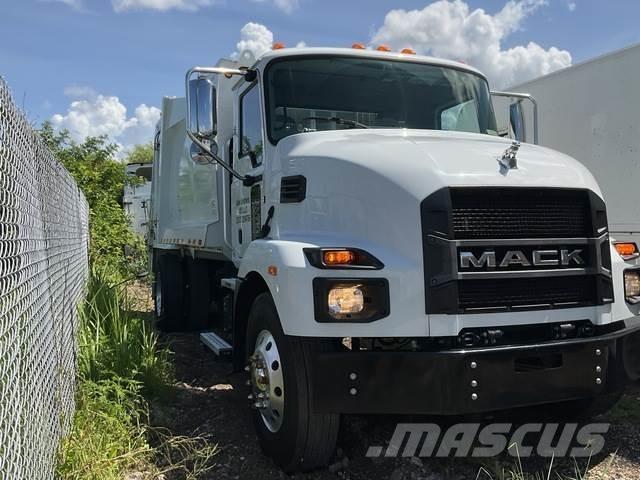 Mack MD Waste trucks