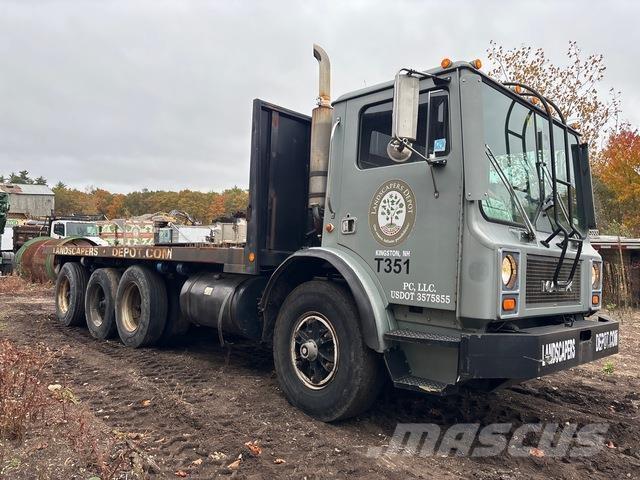 Mack MR611S Flatbed / Dropside trucks