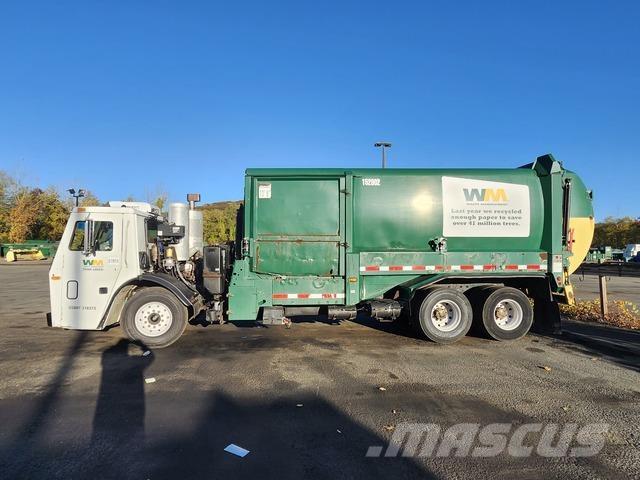 Mack MRU613 Waste trucks