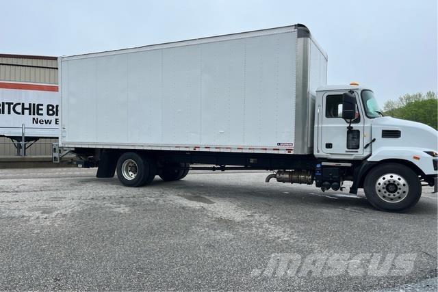 Mack MS642 Box body trucks
