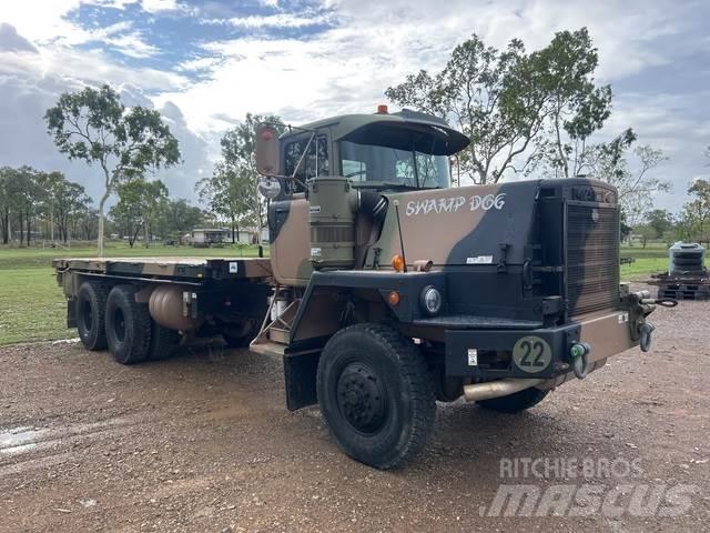 Mack R686T Flatbed / Dropside trucks