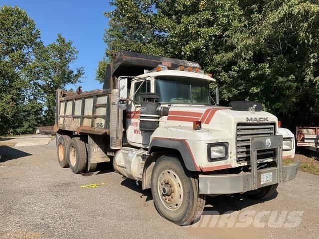 Mack RD688S Tipper trucks