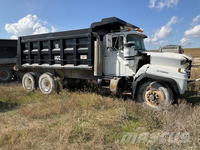 Mack RD690 Tipper trucks