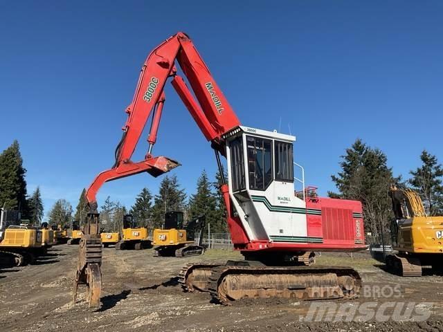 Madill 3800C Knuckleboom loaders