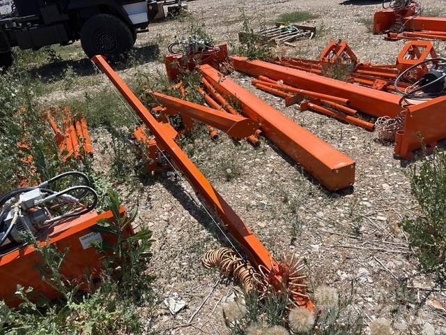 Mantis  Construction - Others