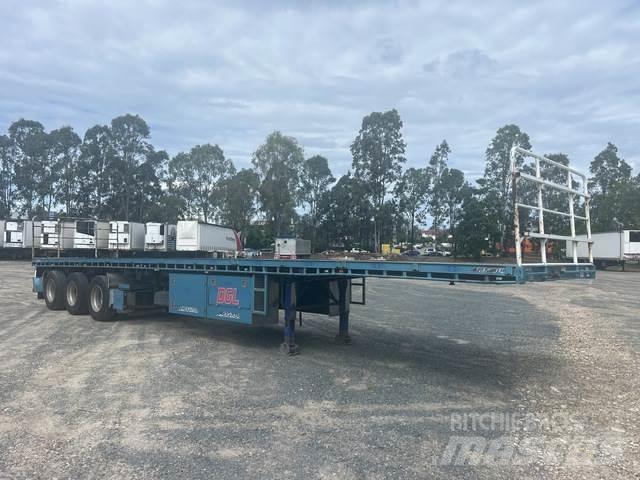 MaxiTrans  Flatbed/Dropside trailers