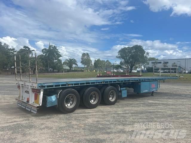MaxiTrans  Flatbed/Dropside trailers