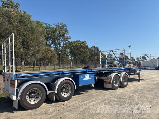 MaxiTrans  Flatbed/Dropside trailers