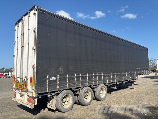 MaxiTrans  Curtainsider trailers