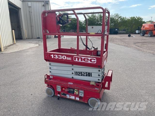 MEC 1330SE Scissor lifts