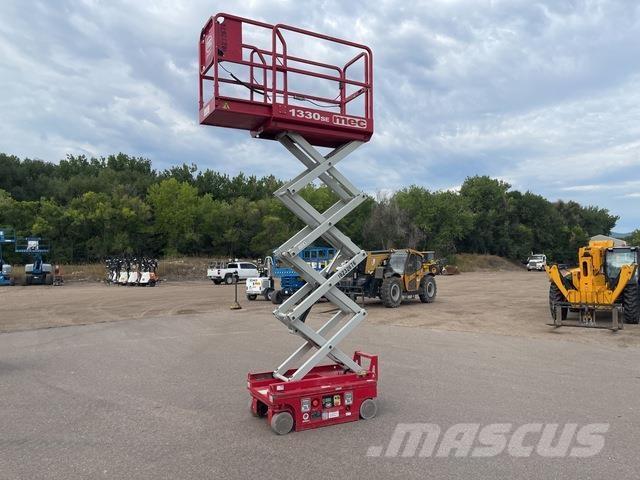MEC 1330SE Scissor lifts