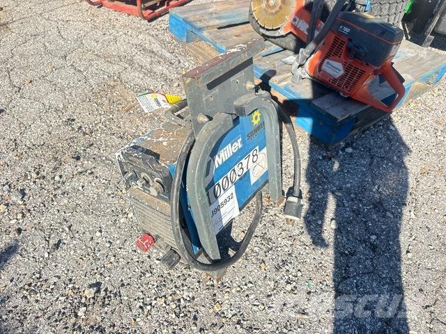 Miller CST-280 Welding machines