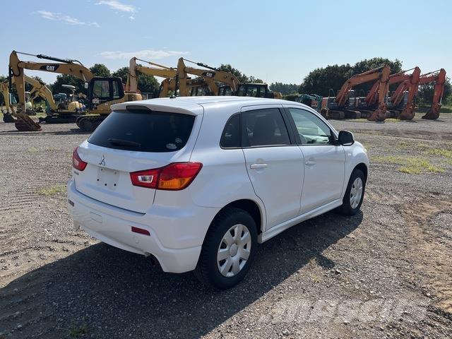 Mitsubishi RVR Cars