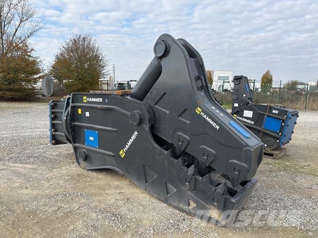 Mustang RH60 Construction - Others