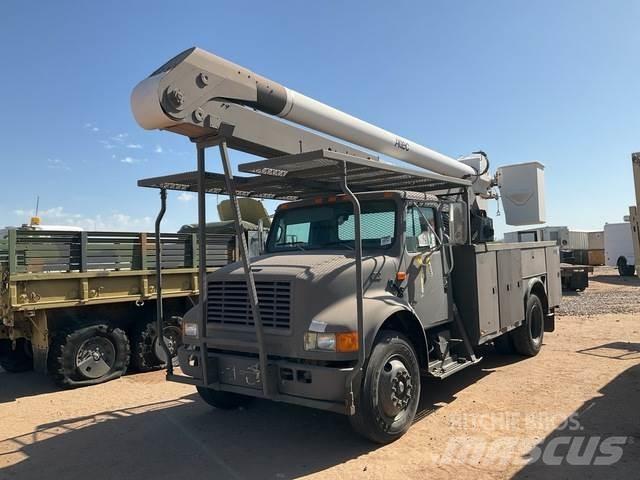 Navistar 4700 Truck & Van mounted aerial platforms