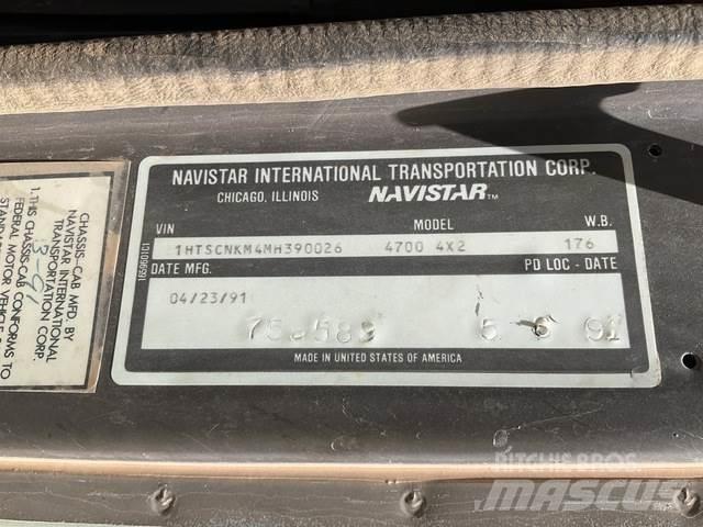 Navistar 4700 Box body trucks