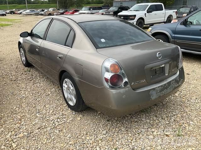Nissan Altima Cars