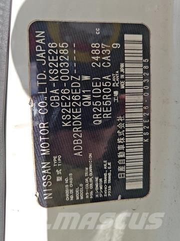 Nissan Caravan Mini buses