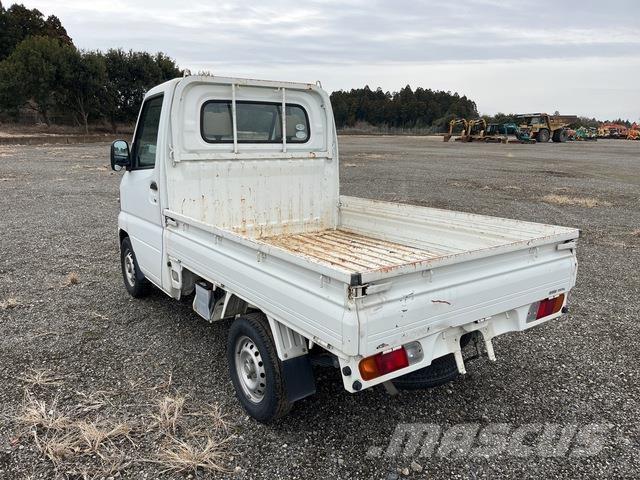 Nissan CLIPPER Construction - Others