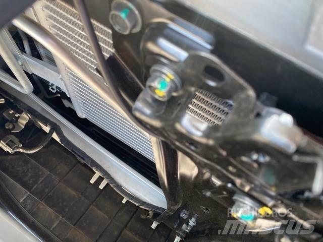 Nissan Navara Other