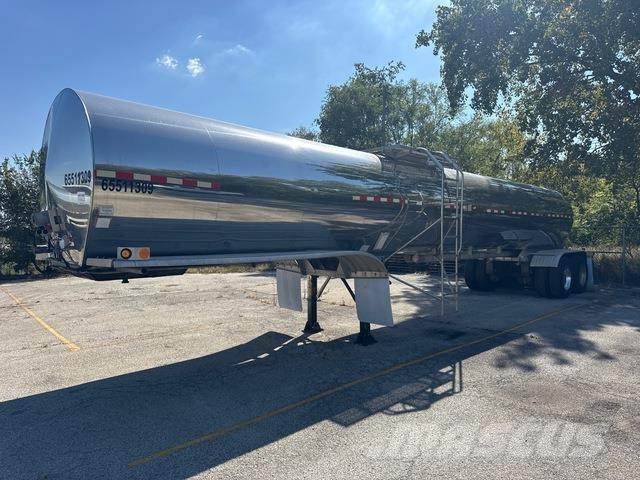  Nova Tanker trailers