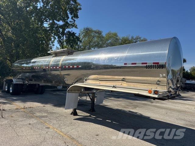  Nova Tanker trailers