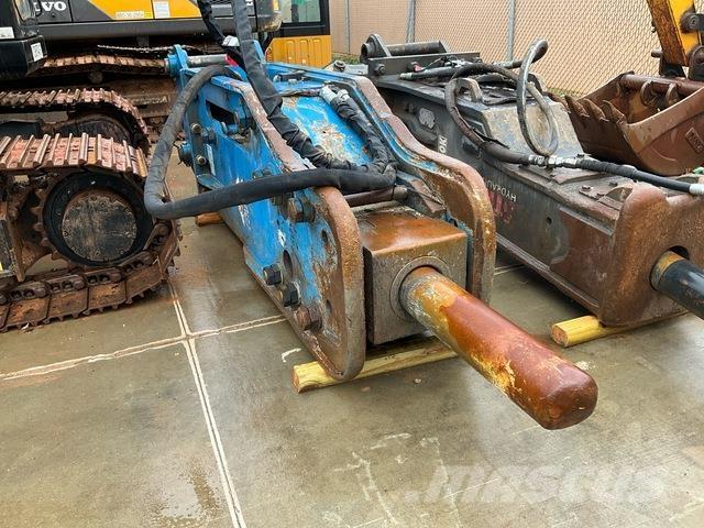 Okada Top 400 Hammers / Breakers