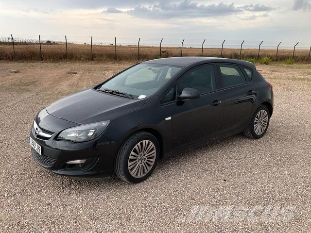 Opel Astra Cars