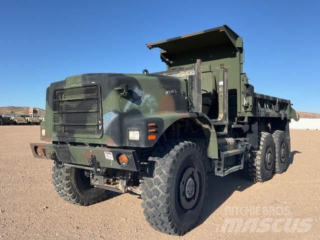 Oshkosh AMK29A1 Tipper trucks