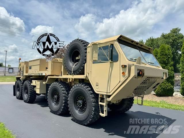 Oshkosh M984E1 Recovery vehicles