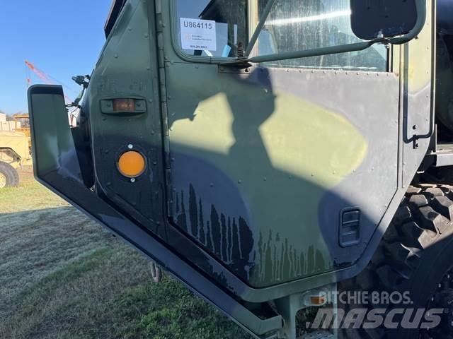 Oshkosh M985 Other trucks