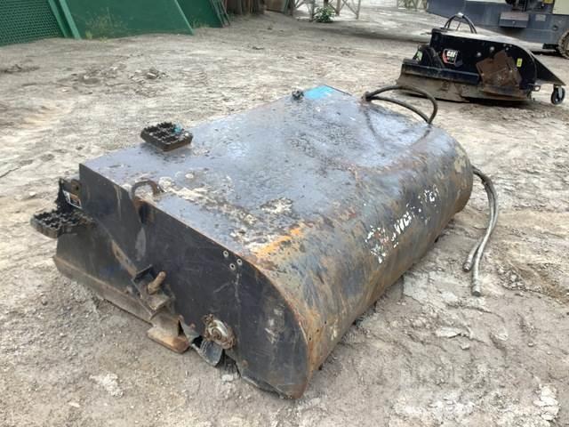 PALADIN D32C8 Construction - Others