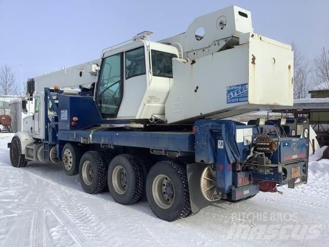 Peterbilt  Tracked cranes